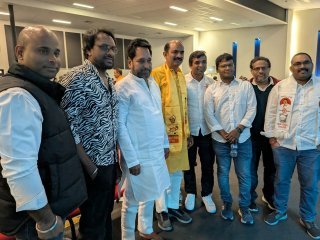 సమాజ క్షణాలు
